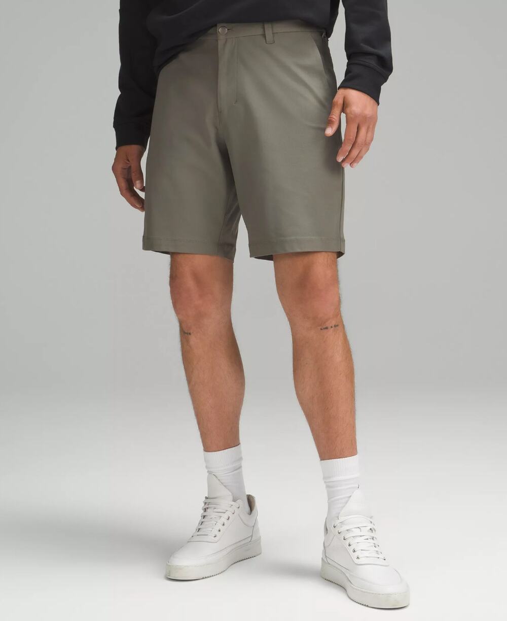 Lululemon Commission Classic-Fit Shorts 9" Inseam Warpstreme Men's Size 33